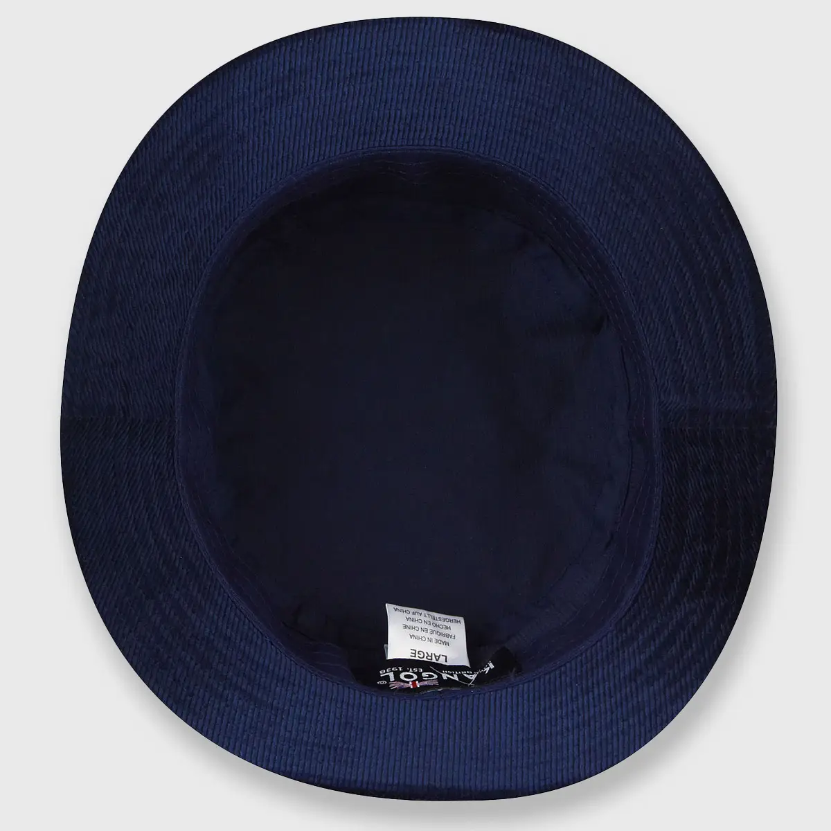 Navy corduroy bucket onderkant.