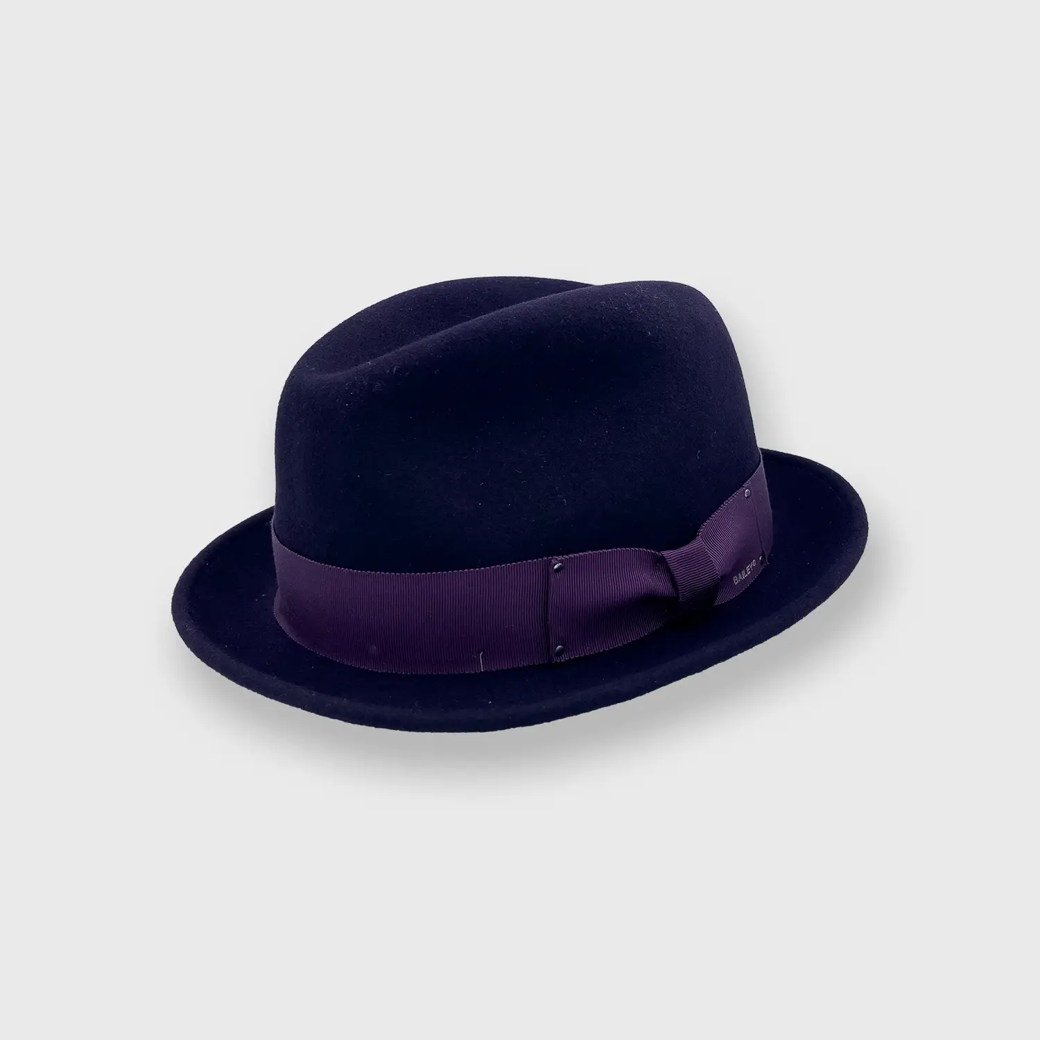 The bartender trilby in royal purple getilt.