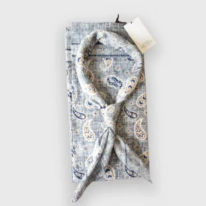 "Casanova" foulard/bandana gris clair à motif