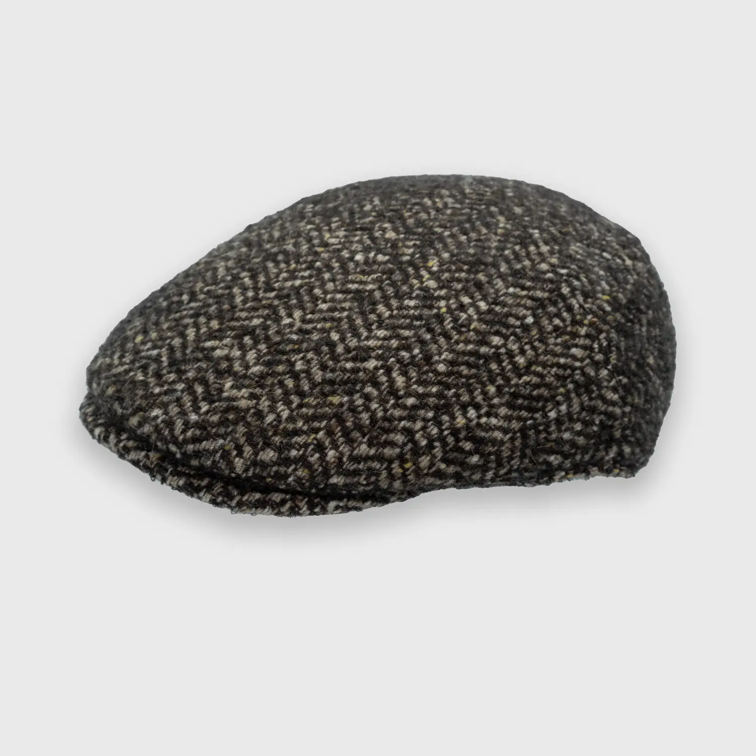 Speckled wool cap with herringbone by Alfonso D'este on Harbor of Men, tilted