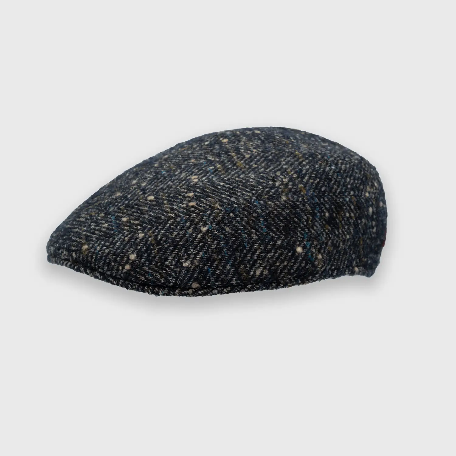 Speckled gray wool cap by Alfonso D'este on Harbor of Men, tilted