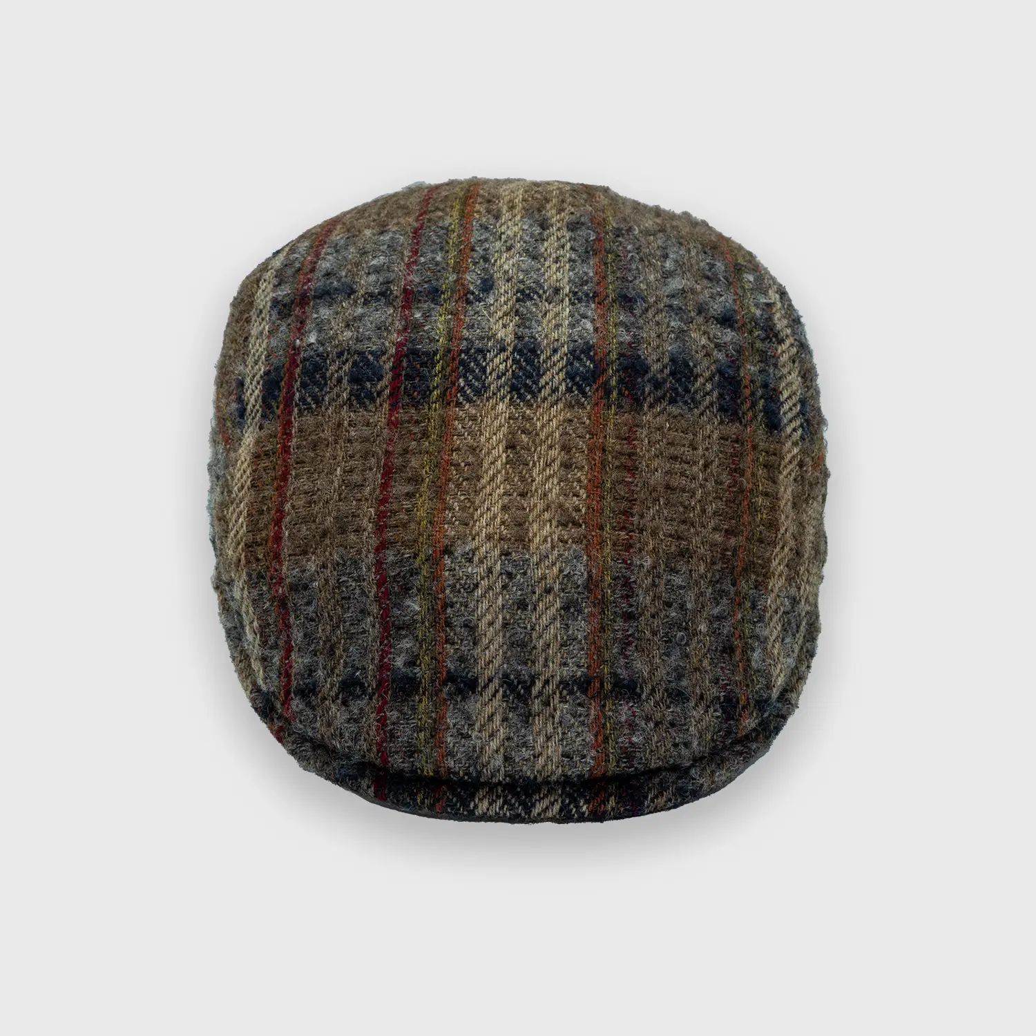 Avant de la casquette, en tissu rustique