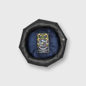 Béret en cuir noir, intérieur