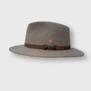 Alledaagse hoed in wandkleur wol van het merk Mayser met verborgen oorkleppen op de webshop van Harbor of men