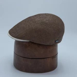Casquette plate de forme ergonomique moderne, aspect paille brun, de la marque Marone, vignette