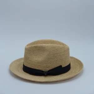 Chapeau fedora en raphia crochet, naturel à ruban noir, de la marque City Sport, vignette