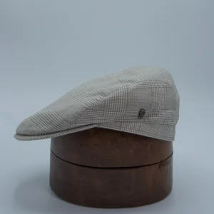 Casquette plate à carreaux sable en seersucker, de la marque City Sport, vignette.