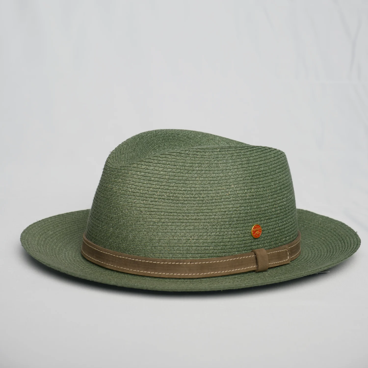 chapeau d'été modèle outback vert avec bandeau en cuir de la marque Mayser avec protection UV supplémentaire photo de la galerie 1